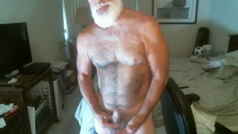 Hairy pecs online show from July 4, 9:43 pm