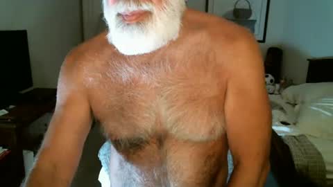 Hairy pecs online show from July 13, 9:12 am