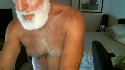 Hairy pecs online show from July 18, 6:28 am