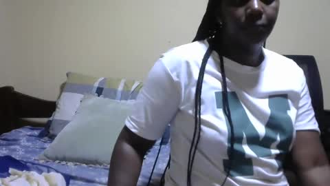 hairypussybigassy001 online show from January 1, 12:11 am