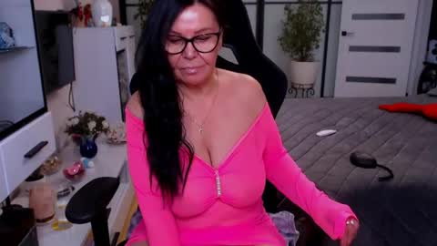 Monika online show from April 14, 12:00 pm