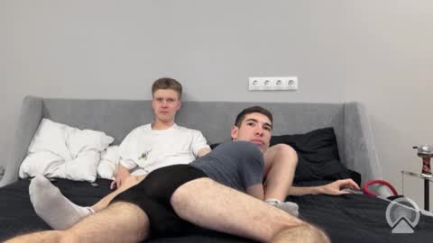 Snapshot of hairyrabbit666 chatting on December 20, 12:12 pm Davis and James online show from December 20, 12:12 pm