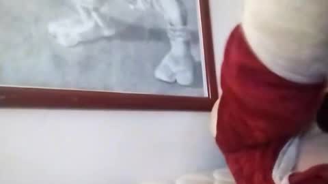 Snapshot of hairyspermballs chatting on December 21, 10:50 pm Marty online show from December 21, 10:50 pm