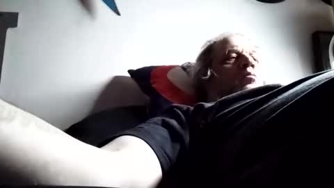 Snapshot of hairyspermballs chatting on January 6, 6:44 pm Marty online show from January 6, 6:44 pm