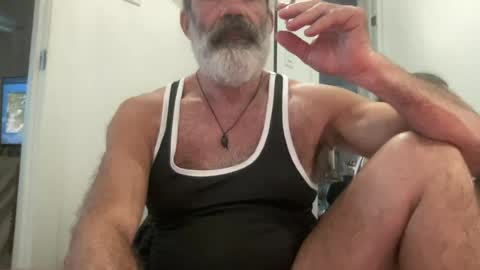 Snapshot of hairytonkas chatting on July 5, 12:17 am HairyTonkas online show from July 5, 12:17 am