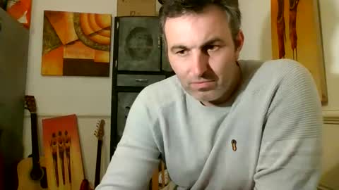 hakfin666 online show from May 2, 7:41 pm