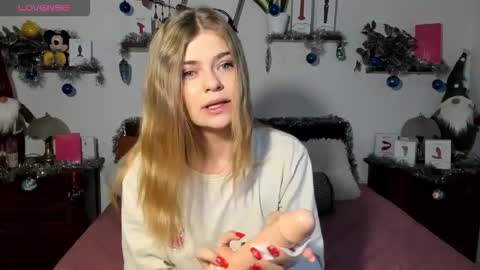 Haley online show from December 23, 8:23 am