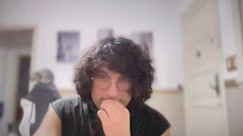 halfblood18 online show from October 26, 12:49 am