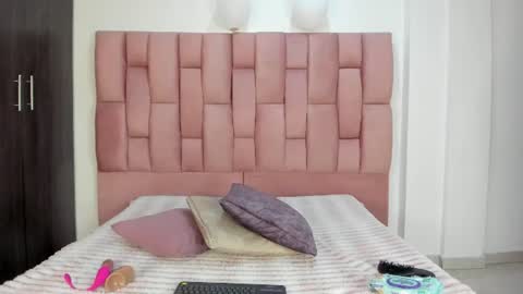 Snapshot of halilalovelace chatting on July 20, 9:28 pm Hali online show from July 20, 9:28 pm
