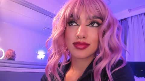 Halls Red online show from December 4, 12:19 am