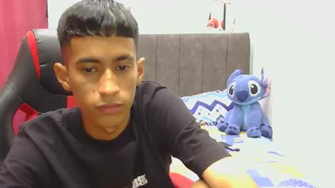 Snapshot of hamcummboy20 chatting on May 15, 11:34 pm hamcummboy20 online show from May 15, 11:34 pm