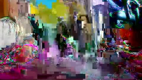 Snapshot of hamptoncriz chatting on December 9, 3:00 pm Sissy Sarah-Louise online show from December 9, 3:00 pm