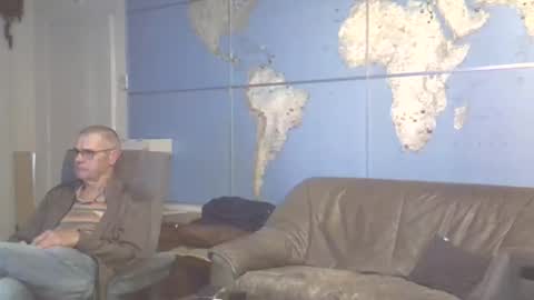 Prefer men 80 online show from October 12, 7:13 pm