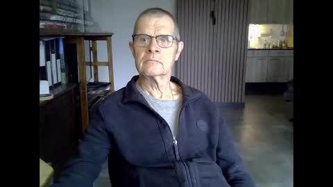 Prefer men 80 online show from March 25, 9:04 am