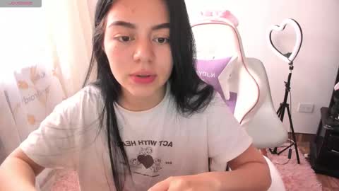 Snapshot of hana_garcia chatting on March 20, 9:19 pm Hana Garcia online show from March 20, 9:19 pm