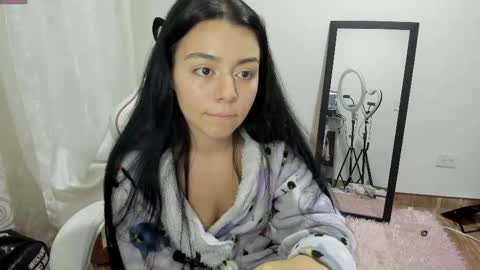 Snapshot of hana_garcia chatting on May 15, 11:01 pm Hana Garcia online show from May 15, 11:01 pm
