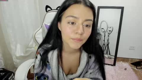 Snapshot of hana_garcia chatting on May 16, 12:07 am Hana Garcia online show from May 16, 12:07 am