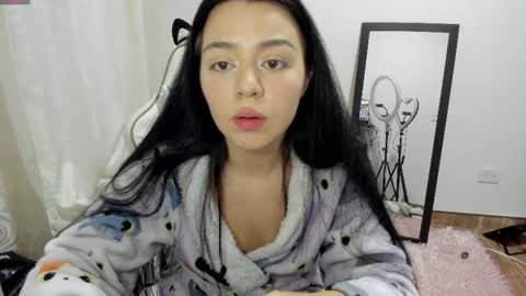 Snapshot of hana_garcia chatting on May 16, 12:40 am Hana Garcia online show from May 16, 12:40 am
