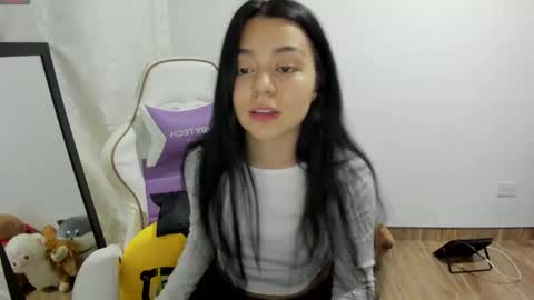 Snapshot of hana_garcia chatting on May 18, 1:24 am Hana Garcia online show from May 18, 1:24 am
