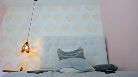 Snapshot of hana_russo chatting on July 6, 3:03 pm Hana online show from July 6, 3:03 pm