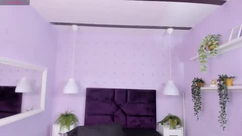 hanaahquinn online show from October 27, 11:25 am