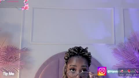 hanaahquinn online show from March 18, 11:35 am