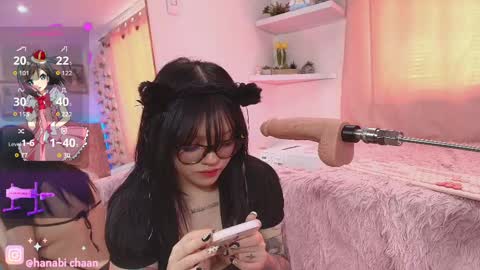 Snapshot of hanabi___ chatting on October 20, 1:00 pm online show from October 20, 1:00 pm