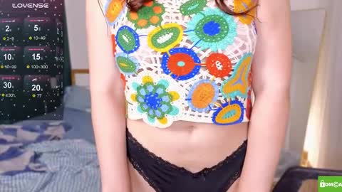 hanahwoods online show from October 19, 1:17 am