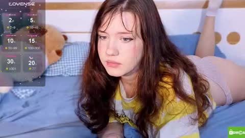 hanahwoods online show from November 17, 1:11 am