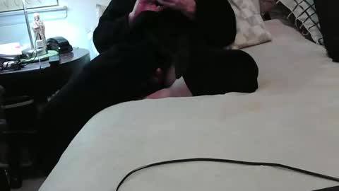 Snapshot of hand69someguy chatting on October 27, 1:09 am hand69someguy online show from October 27, 1:09 am