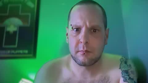 hand_banana_420 online show from November 1, 3:52 am