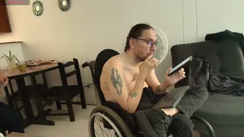 Snapshot of handicappedsex chatting on July 3, 5:30 pm my only tetraking Charly QuadriplegicMy Feet Havent Walked For 30 Years They Are Soft They Are Holy online show from July 3, 5:30 pm