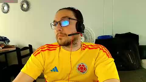Snapshot of handicappedsex chatting on July 7, 11:25 am my only tetraking Charly QuadriplegicMy Feet Havent Walked For 30 Years They Are Soft They Are Holy online show from July 7, 11:25 am