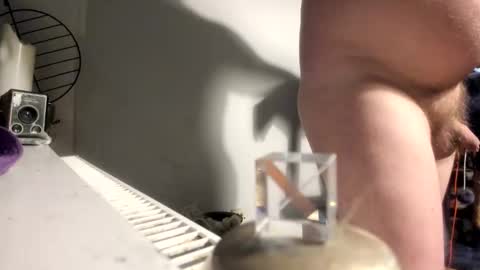 handncocknocum online show from December 21, 8:43 pm