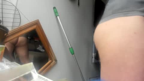 handncocknocum online show from February 1, 8:50 am