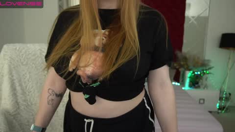 Snapshot of handsome_d_ chatting on January 14, 5:08 am Dayana online show from January 14, 5:08 am