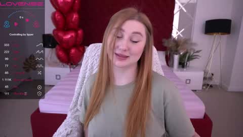 Snapshot of handsome_d_ chatting on February 16, 3:04 am Dayana online show from February 16, 3:04 am