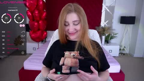 Snapshot of handsome_d_ chatting on February 21, 5:02 am Dayana online show from February 21, 5:02 am