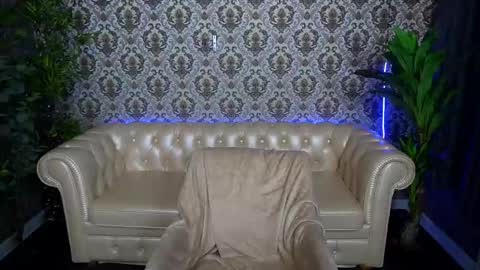 Snapshot of handsome_d_ chatting on September 11, 6:02 am Dayana online show from September 11, 6:02 am