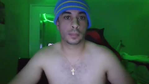 Snapshot of handsome_habibi chatting on October 20, 7:20 am handsome_habibi online show from October 20, 7:20 am
