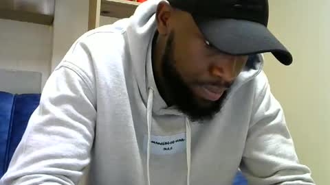 handsome king online show from December 12, 6:25 am