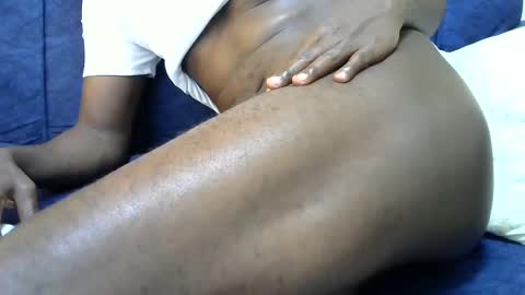 handsome king online show from January 3, 12:30 pm