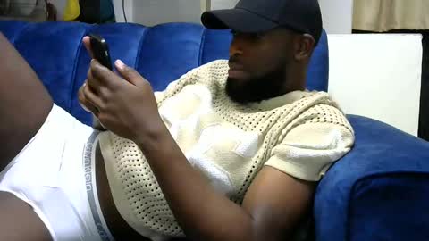 handsome king online show from January 15, 8:05 pm