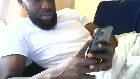 handsome king online show from September 24, 9:45 am