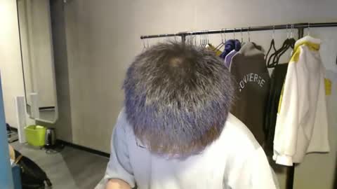 Snapshot of handsome_mannn chatting on December 20, 11:58 pm handsome_mannn online show from December 20, 11:58 pm