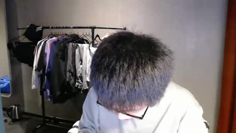 Snapshot of handsome_mannn chatting on March 1, 1:53 am handsome_mannn online show from March 1, 1:53 am