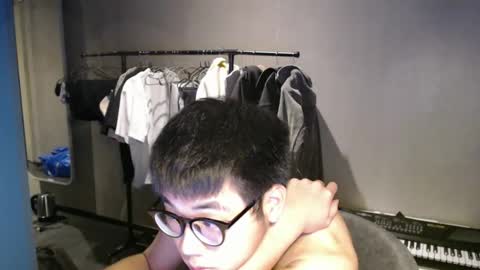 Snapshot of handsome_mannn chatting on September 11, 7:03 pm handsome_mannn online show from September 11, 7:03 pm