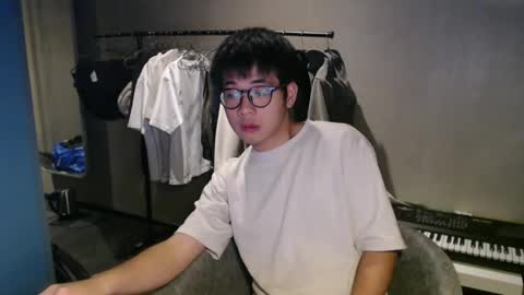 Snapshot of handsome_mannn chatting on September 26, 8:02 pm handsome_mannn online show from September 26, 8:02 pm