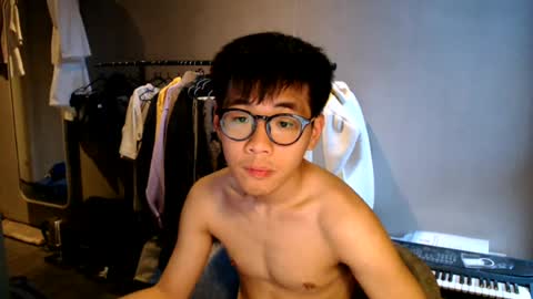 handsome_mannn online show from July 12, 7:05 pm
