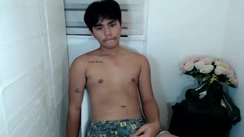 Snapshot of handsome_vanana chatting on February 17, 8:30 am handsome_vanana online show from February 17, 8:30 am
